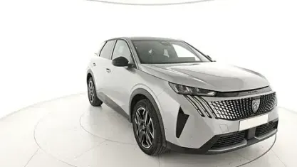 Usata Peugeot 3008 Allure 136 CV (100 kW) 2025 Argento SUV