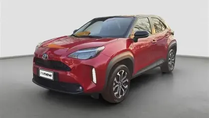 Usata Toyota Yaris Cross Trend 116 CV (85 kW) 2022 Rosso SUV