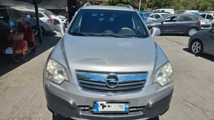Usata Opel Antara Edition+ 150 CV (110 kW) 2008 Grigio SUV