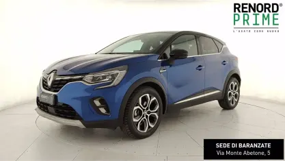 Usata Renault Captur Techno 160 CV (117 kW) 2023 Blu scuro SUV