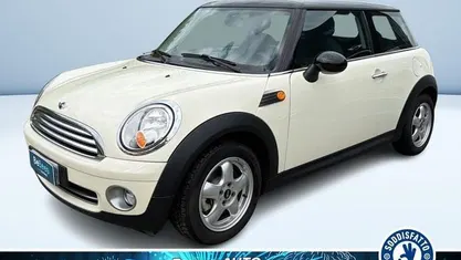 Bianco Usata 2007 Mini Cooper Pepper Due volumi | 10.000 €