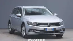 Argento Usata 2020 VW Passat Business Station wagon | 20.887 € (Buon prezzo)