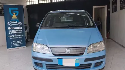 Usata Fiat Idea 90 CV (66 kW) 2006 Bluazzurro Monovolume