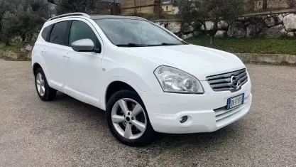 Usata Nissan Qashqai Visia 150 CV (110 kW) 2009 Bianco SUV