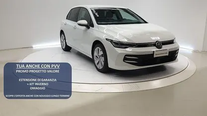 Bianco Nuova 2025 VW Golf VIII Edition Tre volumi | 26.700 € (Buon prezzo)