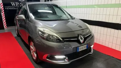 Usata Renault Scénic 110 CV (80 kW) 2014 Grigio Monovolume