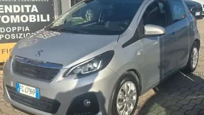 Begagnad Peugeot 108 Access 69 HK (50 kW) 2016 Silver Halvkombi