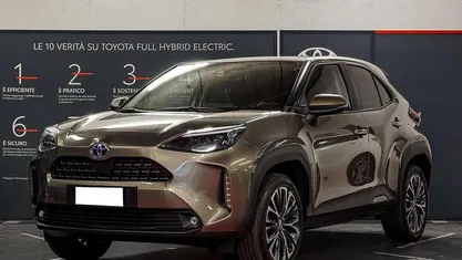Oxide bronze Usata 2021 Toyota Yaris Cross Lounge SUV | 22.950 € (Buon prezzo)
