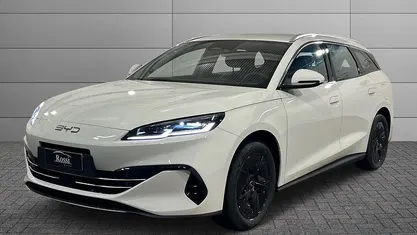 Nuova BYD Seal Boost 183 CV (134 kW) 2025 Polar white