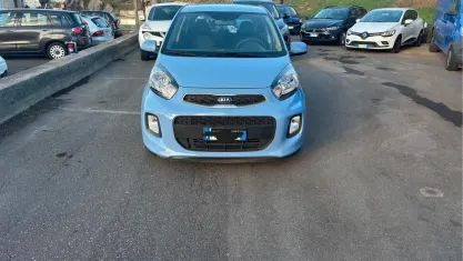 Usata Kia Picanto 66 CV (48 kW) 2016 Blu Utilitaria