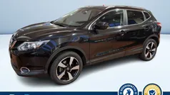 Nero metallizzato Usata 2017 Nissan Qashqai N-Connecta SUV | 13.900 € (Buon prezzo)
