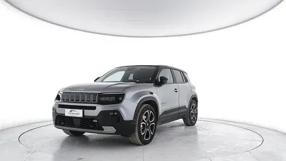 Usata Jeep Avenger EV 114 kW (156 CV) 2023 Grigio SUV