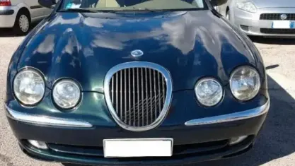 Usata Jaguar S-Type S 238 CV (175 kW) 1999 Verde Berlina