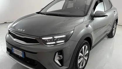 Usata 2025 Kia Stonic Style SUV | 17.400 € (Buon prezzo)