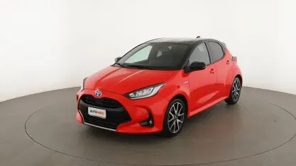 Gebraucht Toyota Yaris Hybrid Edition 116 PS (85 kW) 2021 Rot