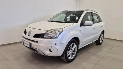 Usata Renault Koleos Luxe 150 CV (110 kW) 2010 Bianco SUV