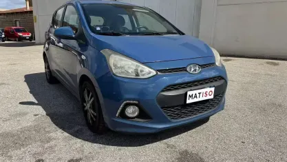 Usata Hyundai i10 67 CV (49 kW) 2014 Blu Utilitaria