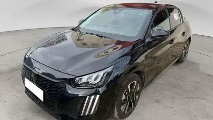 Usata Peugeot 208 Allure 101 CV (74 kW) 2025 Nero Utilitaria