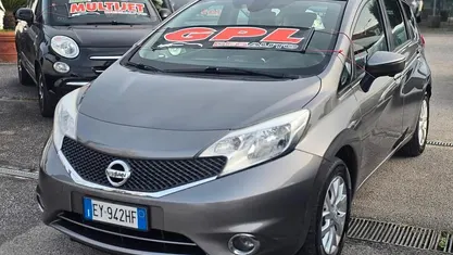 Usata Nissan Note Acenta+ 80 CV (58 kW) 2016 Grigio Utilitaria