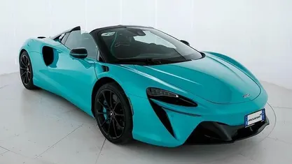 Usata McLaren Artura 2025 Cabrio