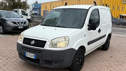 Usata Fiat Doblò 103 CV (75 kW) 2007 Monovolume