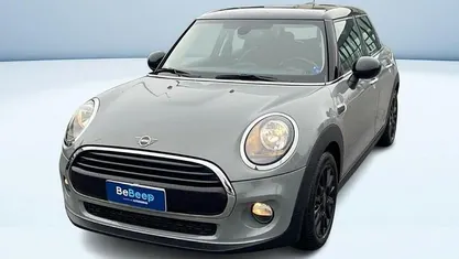 Grigio metallizzato Usata 2019 Mini Cooper Due volumi | 17.100 € (Buon prezzo)