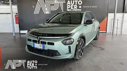 Usata Lancia Ypsilon 110 CV (80 kW) 2025 Other Utilitaria