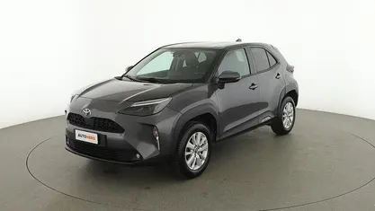 Usata Toyota Yaris Hybrid Business Edition 116 CV (85 kW) 2023 Grigio