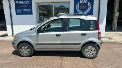 Usata Fiat Panda Dynamic 69 CV (50 kW) 2005 Argento Utilitaria