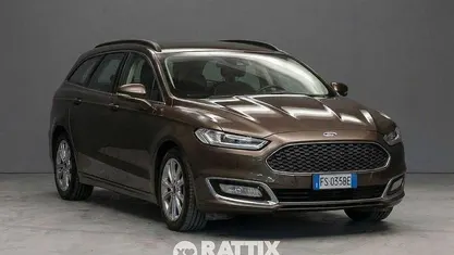 Usata Ford Mondeo Vignale 140 CV (102 kW) 2018 Bronzo Berlina