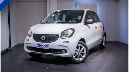 Bianco Usata 2017 Smart ForFour Passion Utilitaria | 10.900 € (Buon prezzo)