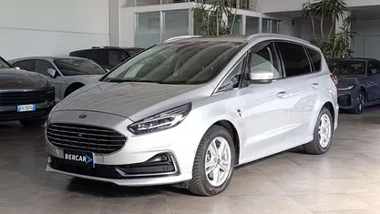 Usata Ford S-MAX Business Edition 150 CV (110 kW) 2022 Argento Monovolume