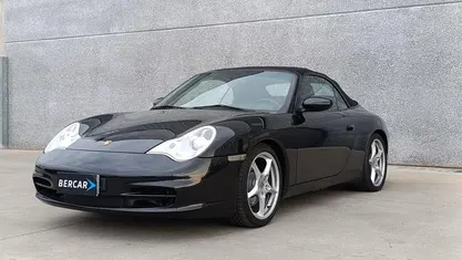 Usata Porsche 911 Carrera Cabriolet 320 CV (235 kW) 2003 Cabrio