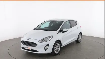 Usata Ford Fiesta Titanium 86 CV (63 kW) 2018 Bianco Utilitaria