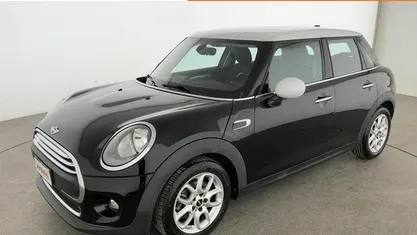 Usata Mini ONE 102 CV (75 kW) 2017 Utilitaria