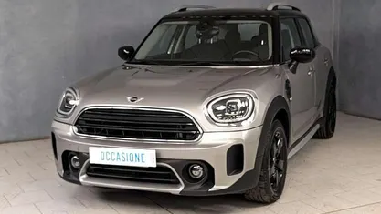 Gray Usata 2023 Mini Cooper Countryman Essential SUV | 23.890 € (Ottimo prezzo)