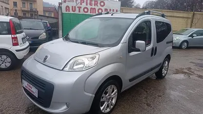 Usata Fiat Qubo Trekking 75 CV (55 kW) 2010 Grigio Monovolume