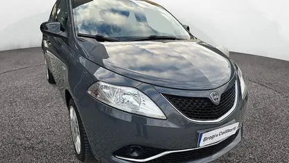Usata 2016 Lancia Ypsilon Gold Due volumi | 7900 € (Buon prezzo)