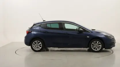 Usata Opel Astra Business Elegance 122 CV (89 kW) 2021 Blublu Berlina