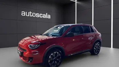 Rosso Usata 2024 Fiat 600 La Prima SUV | 21.990 € (Buon prezzo)