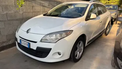 Usata Renault Mégane GrandTour 110 CV (80 kW) 2011 Bianco Station wagon