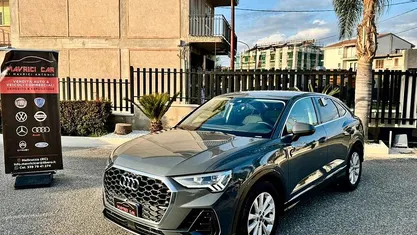 Usata Audi Q3 Business Plus 150 CV (110 kW) 2022 Grigio SUV