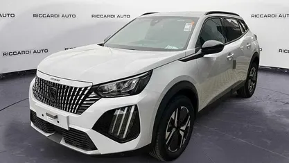 Usata Peugeot 2008 Allure 101 CV (74 kW) 2026 SUV