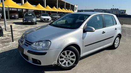 Usata VW Golf VI 102 CV (75 kW) 2008 Utilitaria