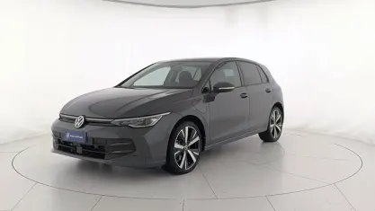 Usata VW Golf VIII Edition 204 CV (150 kW) 2025 Dolphin grey metallizzato Berlina