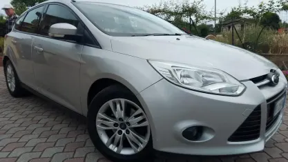 Usata Ford Focus Titanium 115 CV (84 kW) 2012 Argento Berlina