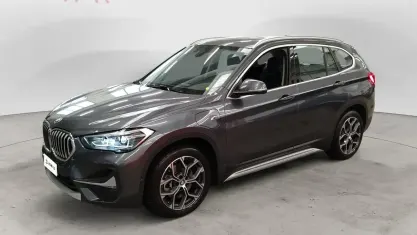 Begagnad BMW X1 xLine 125 HK (91 kW) 2022 Grå SUV
