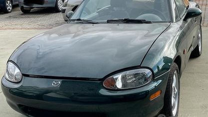 Usata Mazda MX5 110 CV (80 kW) 2000 Verde Cabrio