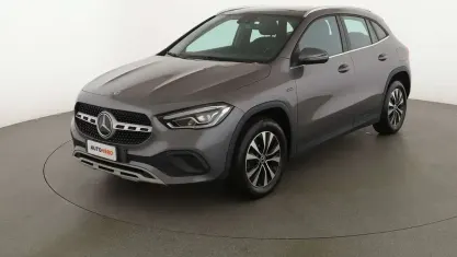 Usata Mercedes GLA250 Business 160 CV (117 kW) 2021 Grigio SUV