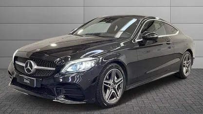 Usata 2019 Mercedes 220 Premium Coupé | 15.900 €